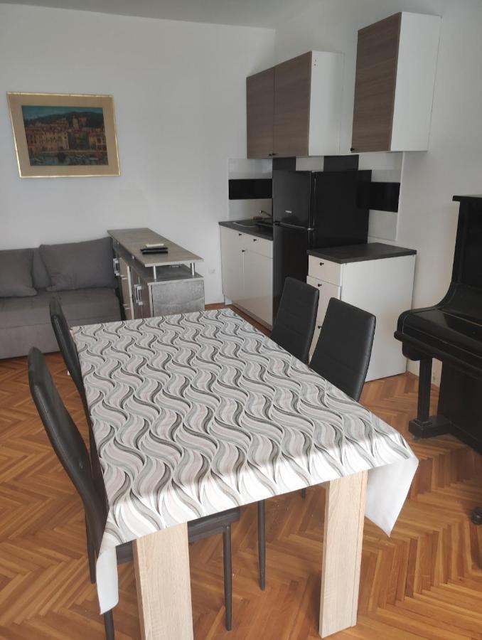 Apartmani Ketryn Crikvenica Luaran gambar