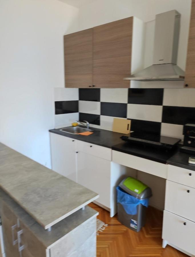 Apartmani Ketryn Crikvenica Luaran gambar